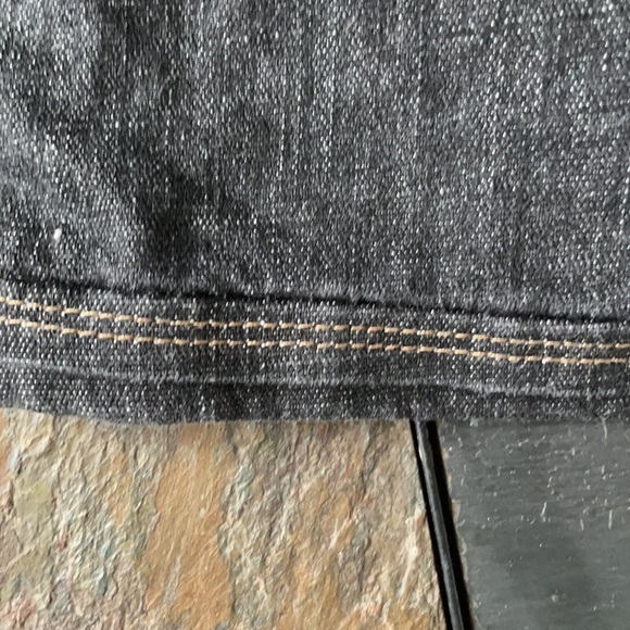 White House black market black Jean shorts - Picture 4 of 5